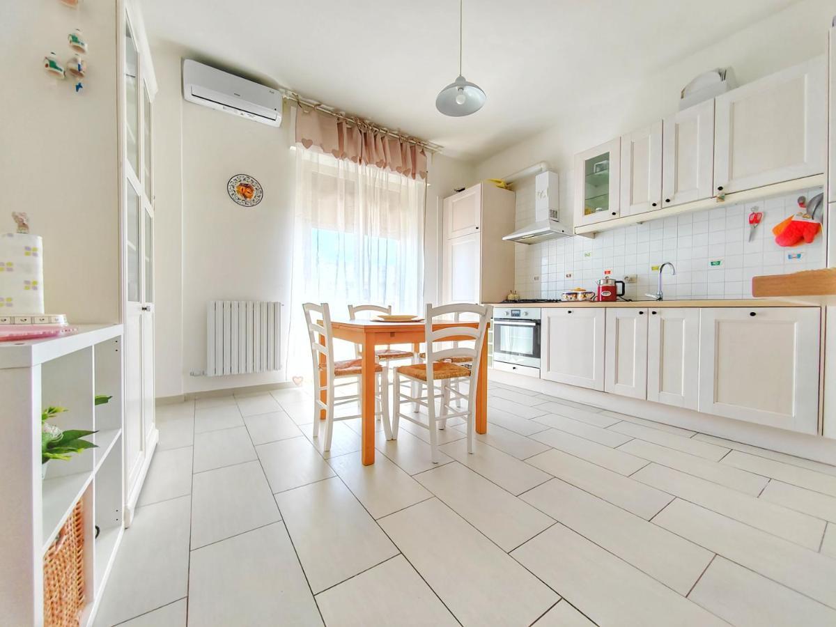 Dimora Sea View Apartment Monopoli Exterior foto